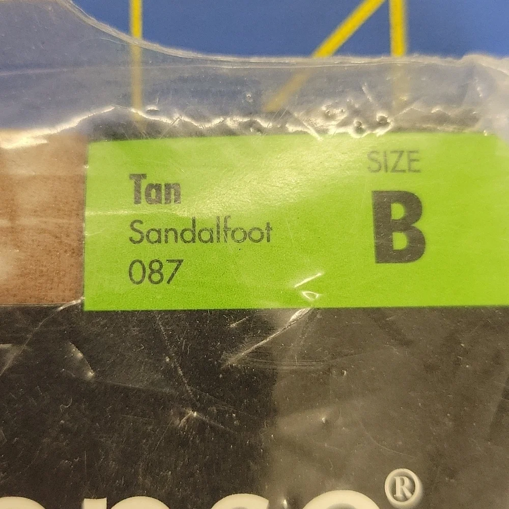 No nonsense Control Top Size B Tan Sandalfoot Pantyhose